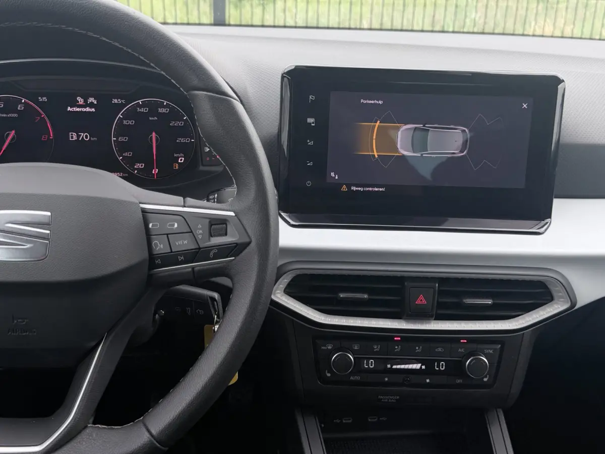 1.0 EcoTSI Style Business Connect| Carplay | Stoelverwarming |