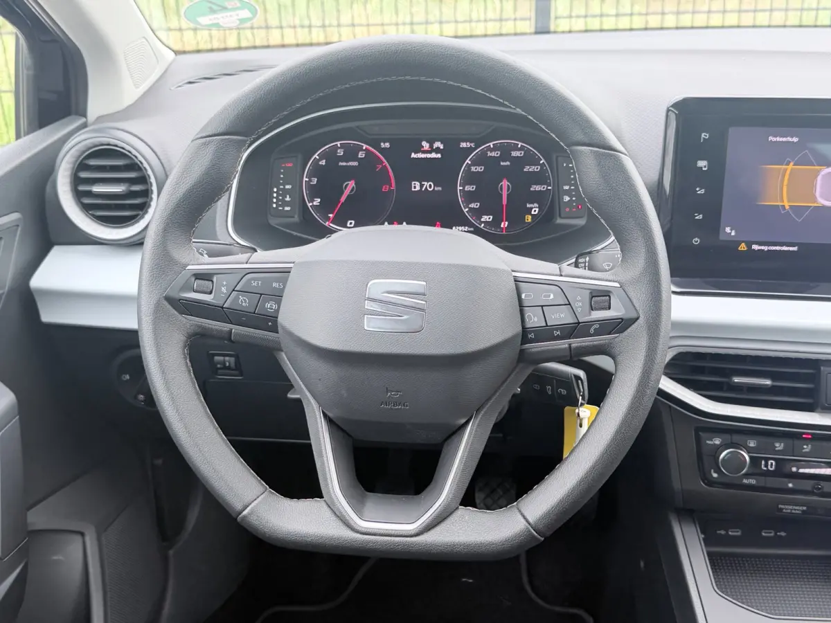 1.0 EcoTSI Style Business Connect| Carplay | Stoelverwarming |