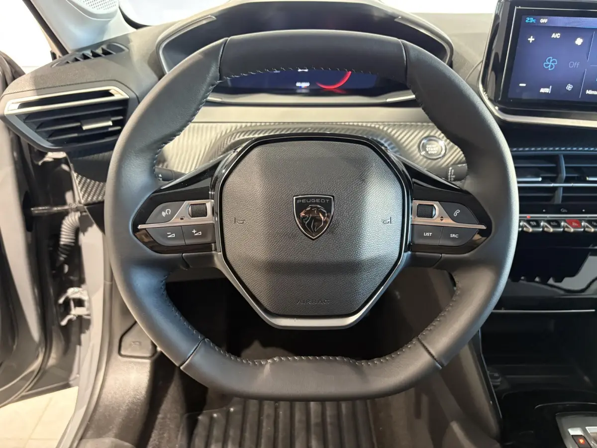1.2 Hybrid 110 e-DCS6 Allure | Navigatie | Camera