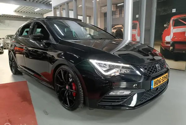 2.0 TSI CUPRA 300 DSG PANORAMA SCHAALSTOELEN SPORTUITLAAT CARPLAY LED VEEL OPTIES