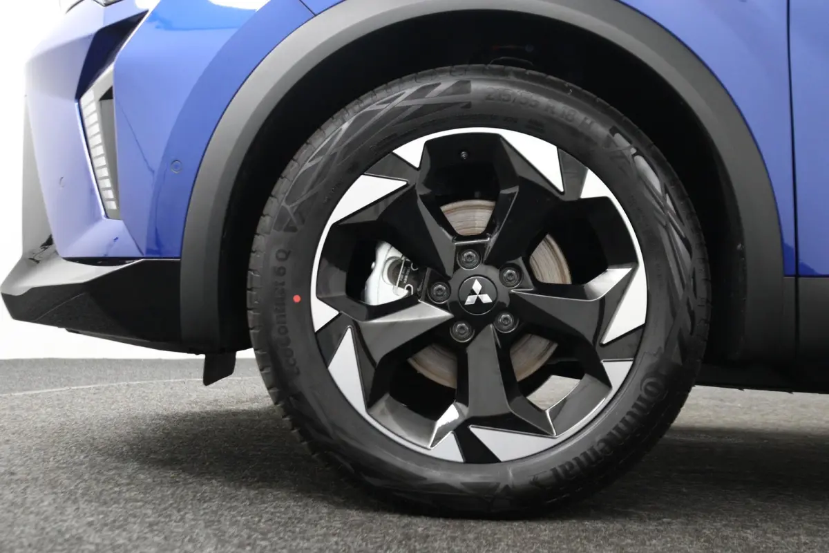 1.8 HEV AT Instyle | € 2.000 Korting! | 360º Camera | Adaptive Cruise Control | Bekleding Leder | Climate Control | Elektrische Stoelen | Google Navigatie | Panoramadak | Stoel- en Stuurv