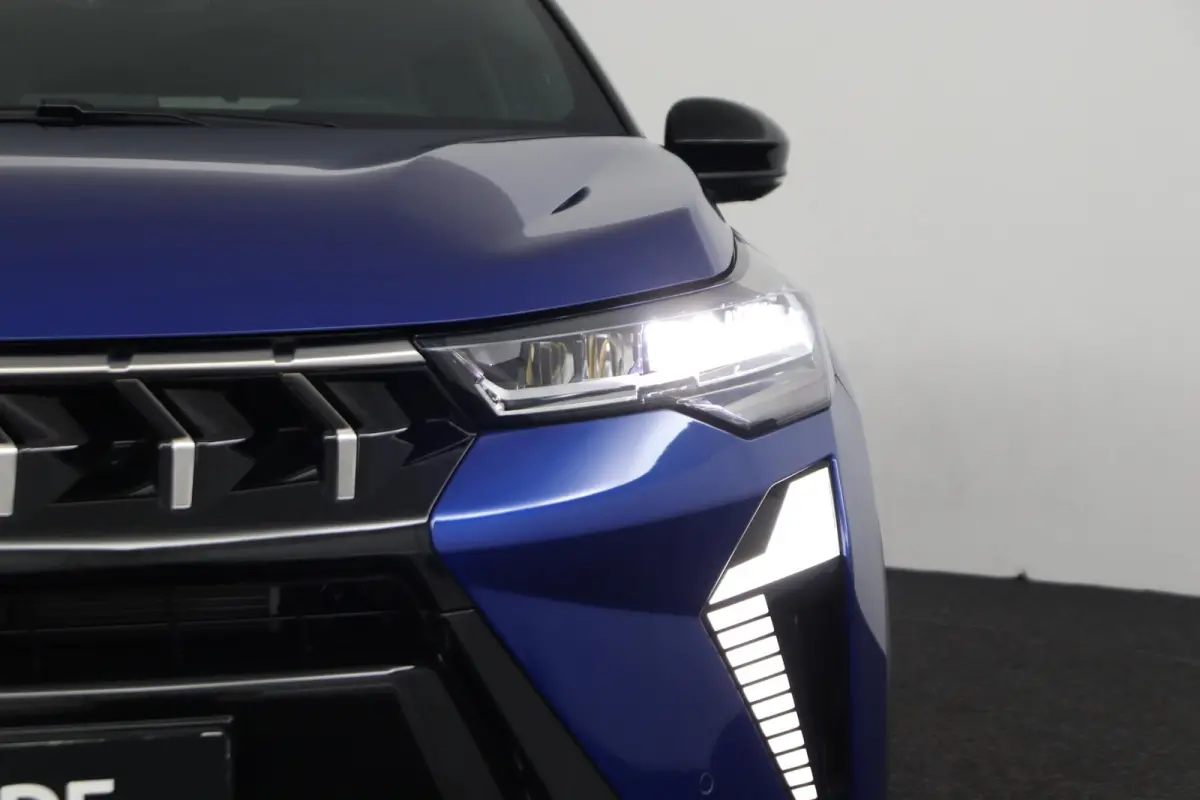 1.8 HEV AT Instyle | € 2.000 Korting! | 360º Camera | Adaptive Cruise Control | Bekleding Leder | Climate Control | Elektrische Stoelen | Google Navigatie | Panoramadak | Stoel- en Stuurv