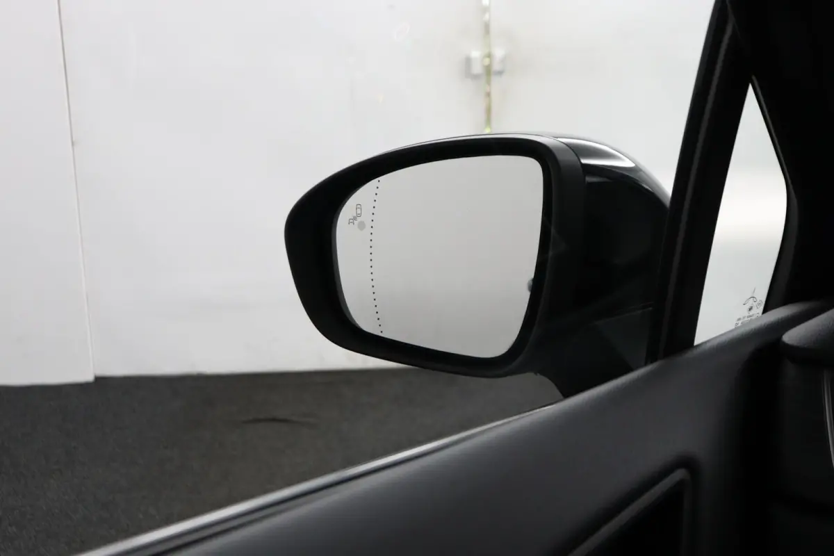 1.8 HEV AT Instyle | € 2.000 Korting! | 360º Camera | Adaptive Cruise Control | Bekleding Leder | Climate Control | Elektrische Stoelen | Google Navigatie | Panoramadak | Stoel- en Stuurv