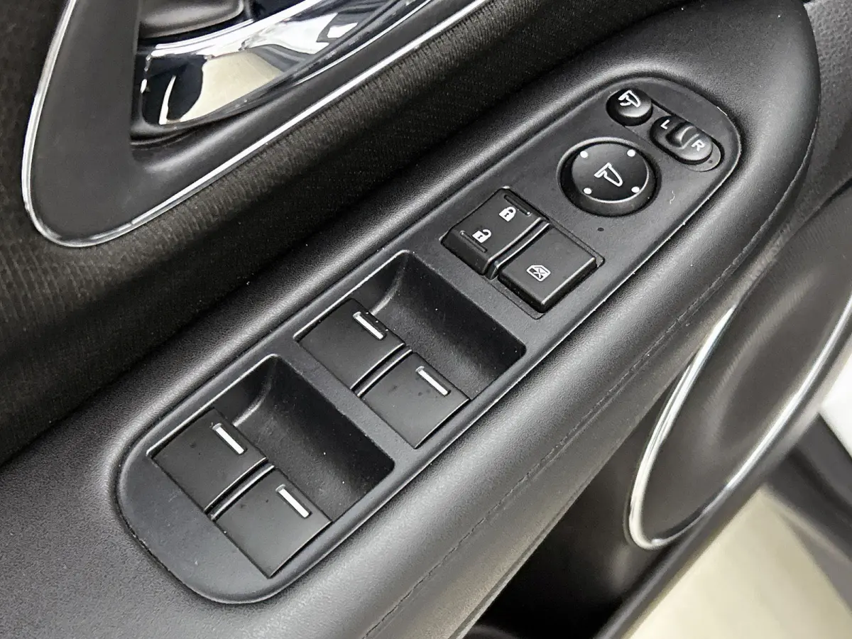 1.5 i-VTEC Executive | TREKHAAK | PANORAMADAK | NAVIGATIE | CAMERA | KLIMAATREGELING
