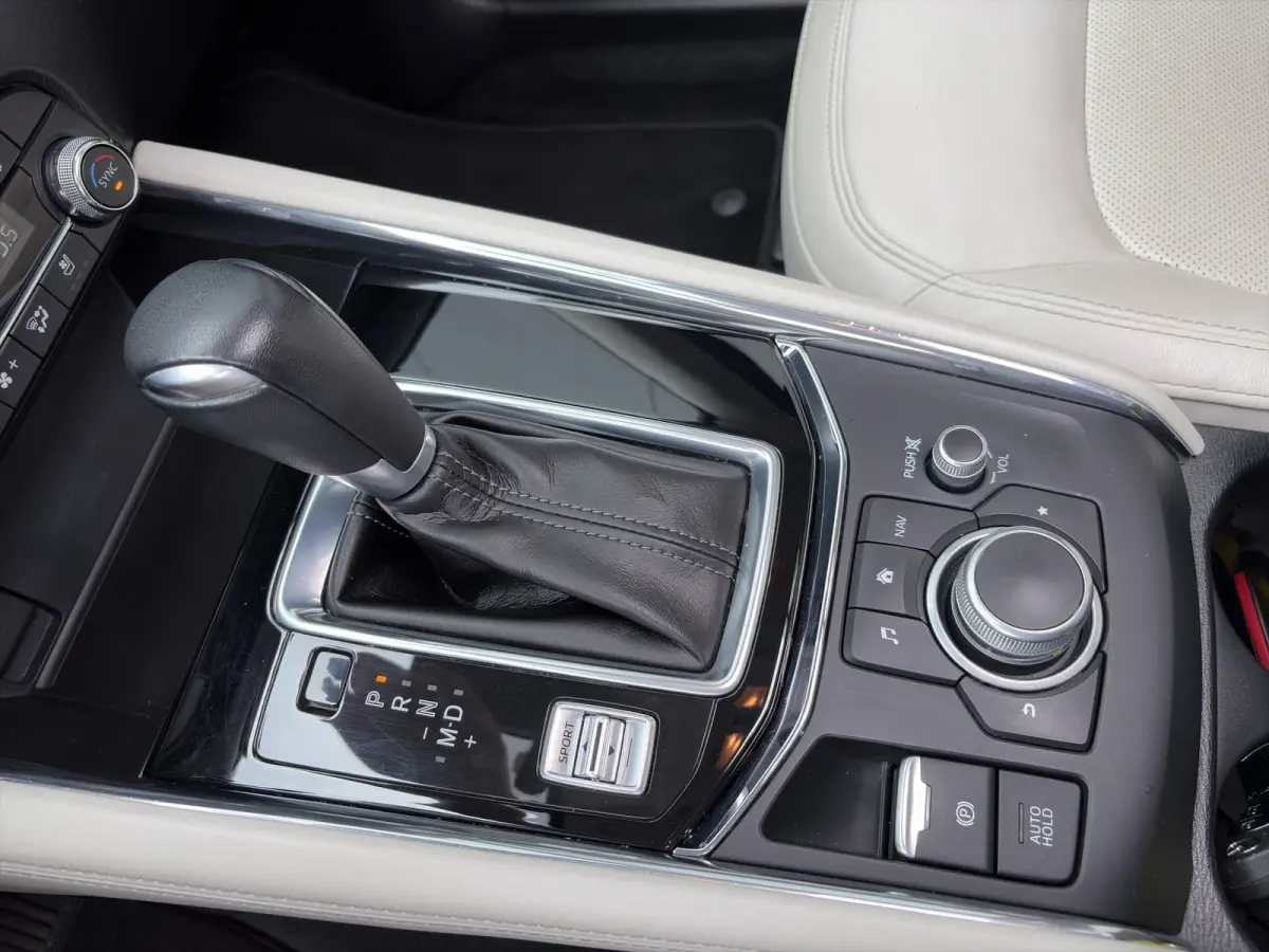 2.5 SkyActiv-G 194pk Luxury Automaat | 360 graden camera | Schuifdak | Leder | Carplay | Premium audio | Adaptive cruise controle | Bestuurdersstoel met geheugen | Elektrische achterklep | S