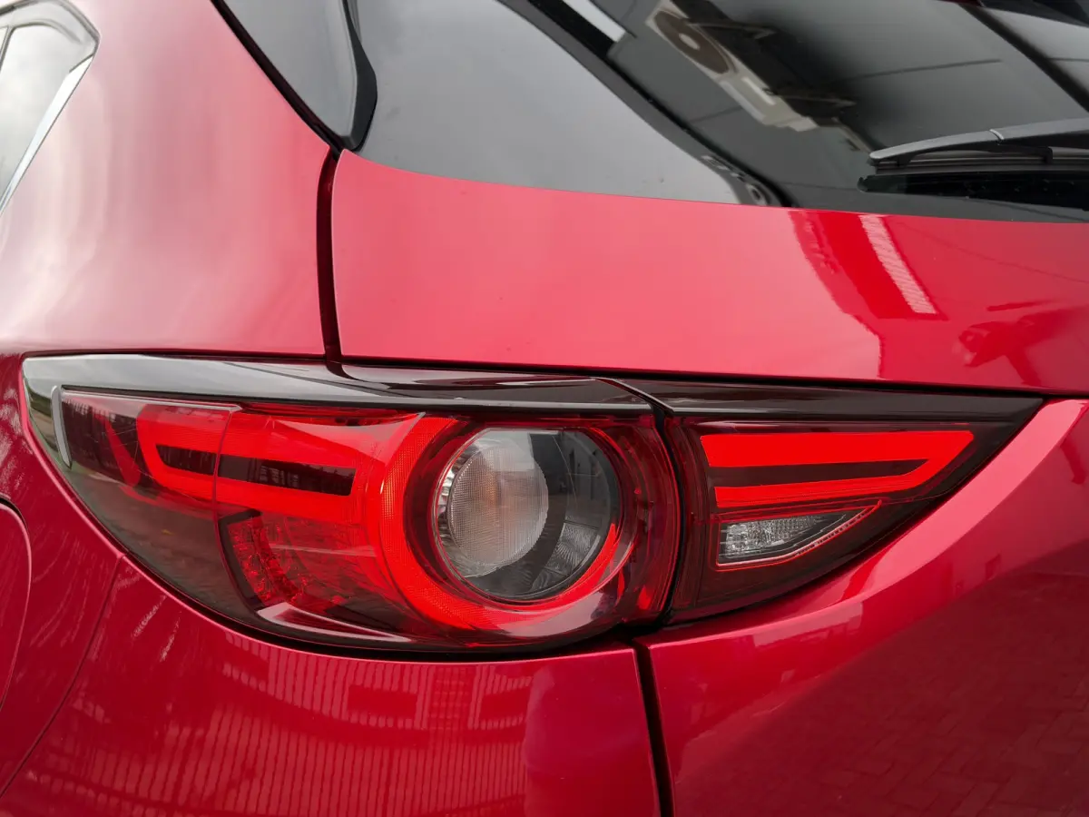 2.5 SkyActiv-G 194pk Luxury Automaat | 360 graden camera | Schuifdak | Leder | Carplay | Premium audio | Adaptive cruise controle | Bestuurdersstoel met geheugen | Elektrische achterklep | S