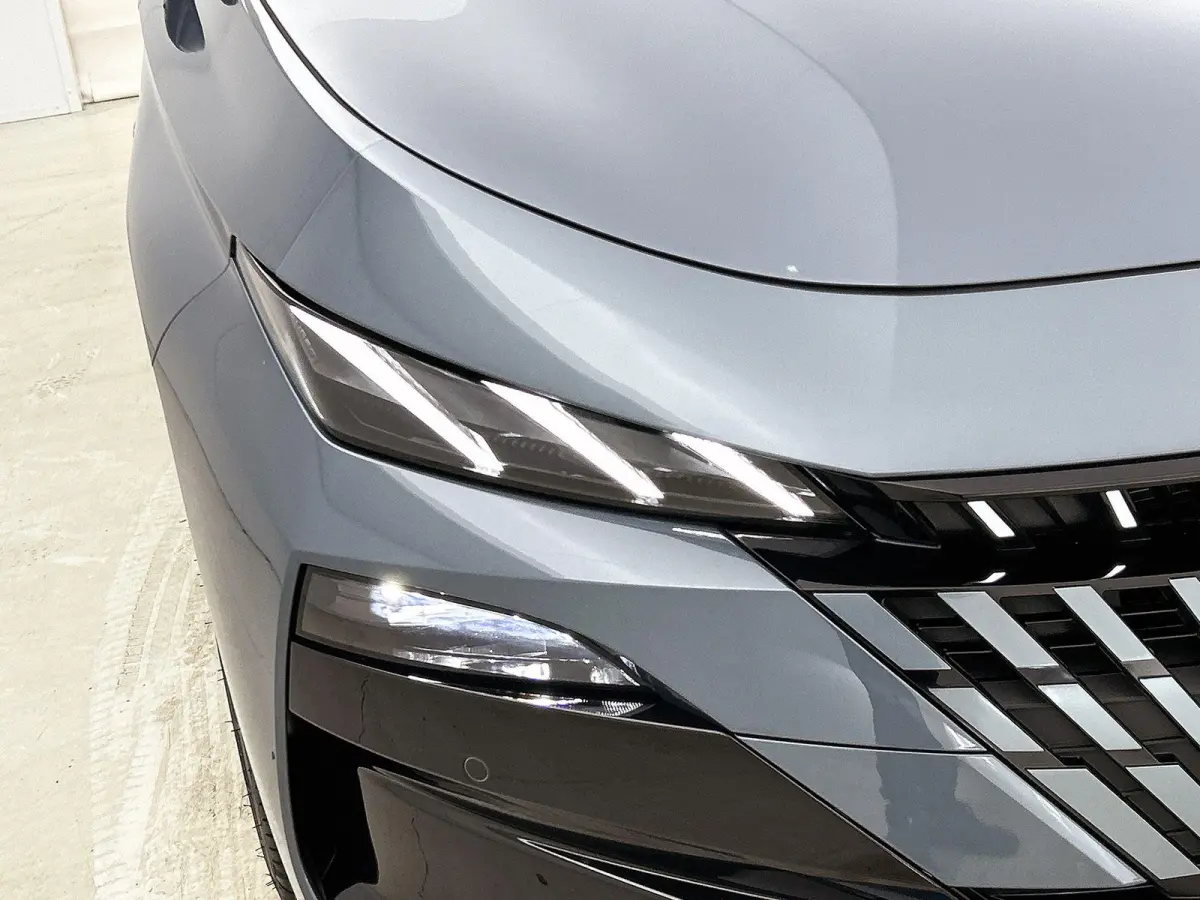 GT 1.6 Plug-in Hybrid 195pk Automaat | DEMO | Navigatie | 360 graden camera | Adaptive cruise control | Panorama schuifdak | Focal audiosysteem | Elektrische achterklep