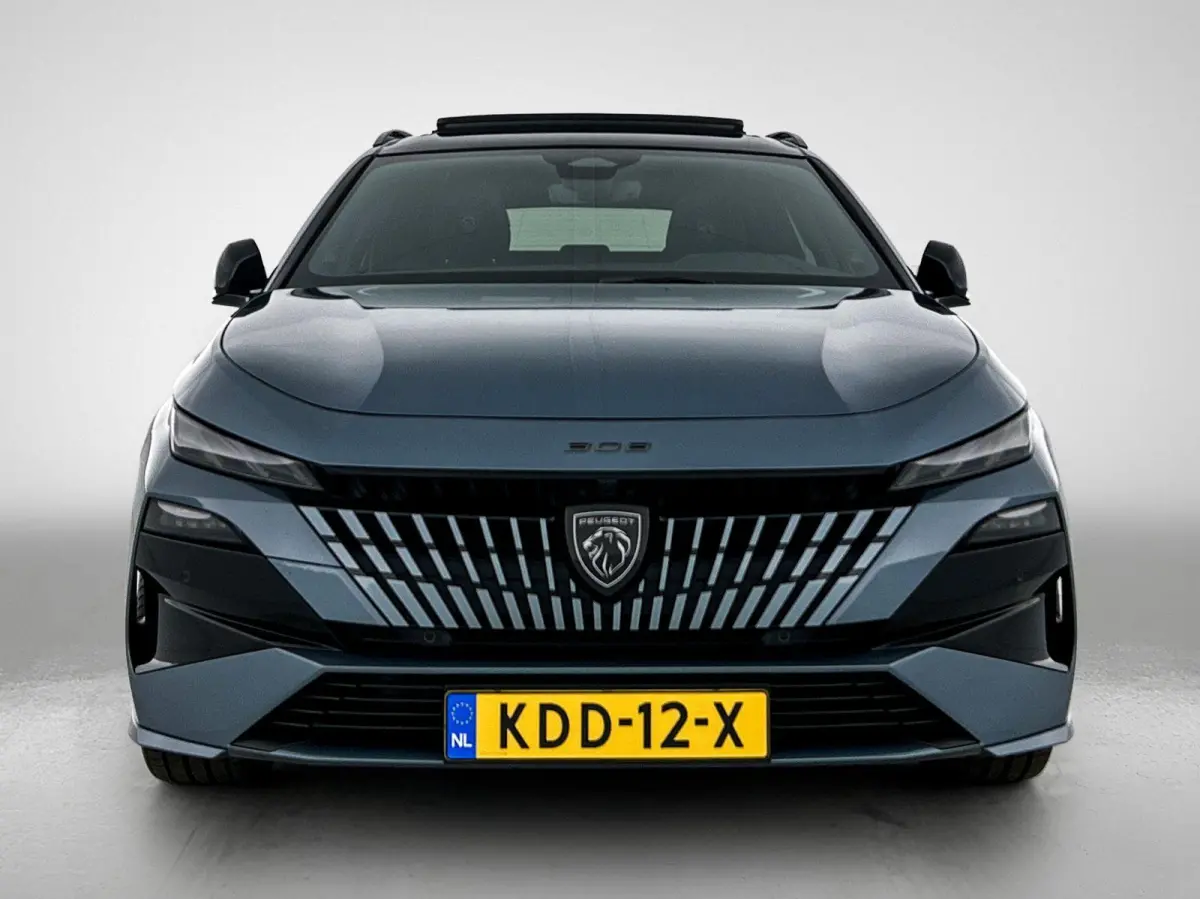 GT 1.6 Plug-in Hybrid 195pk Automaat | DEMO | Navigatie | 360 graden camera | Adaptive cruise control | Panorama schuifdak | Focal audiosysteem | Elektrische achterklep