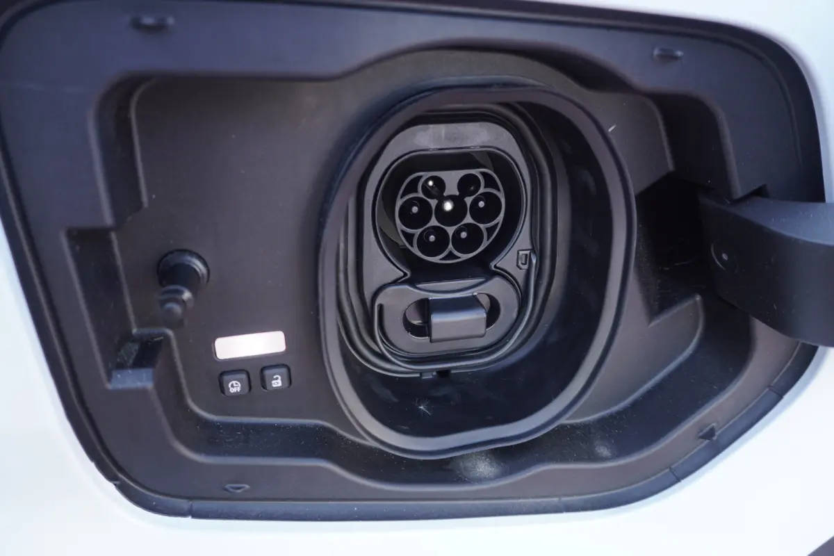 T35 L2H2 Advance long range 87 kWh 143PK Automaat nr.V074 | climate | Cruise | Camera | Trekhaak | Betimmering