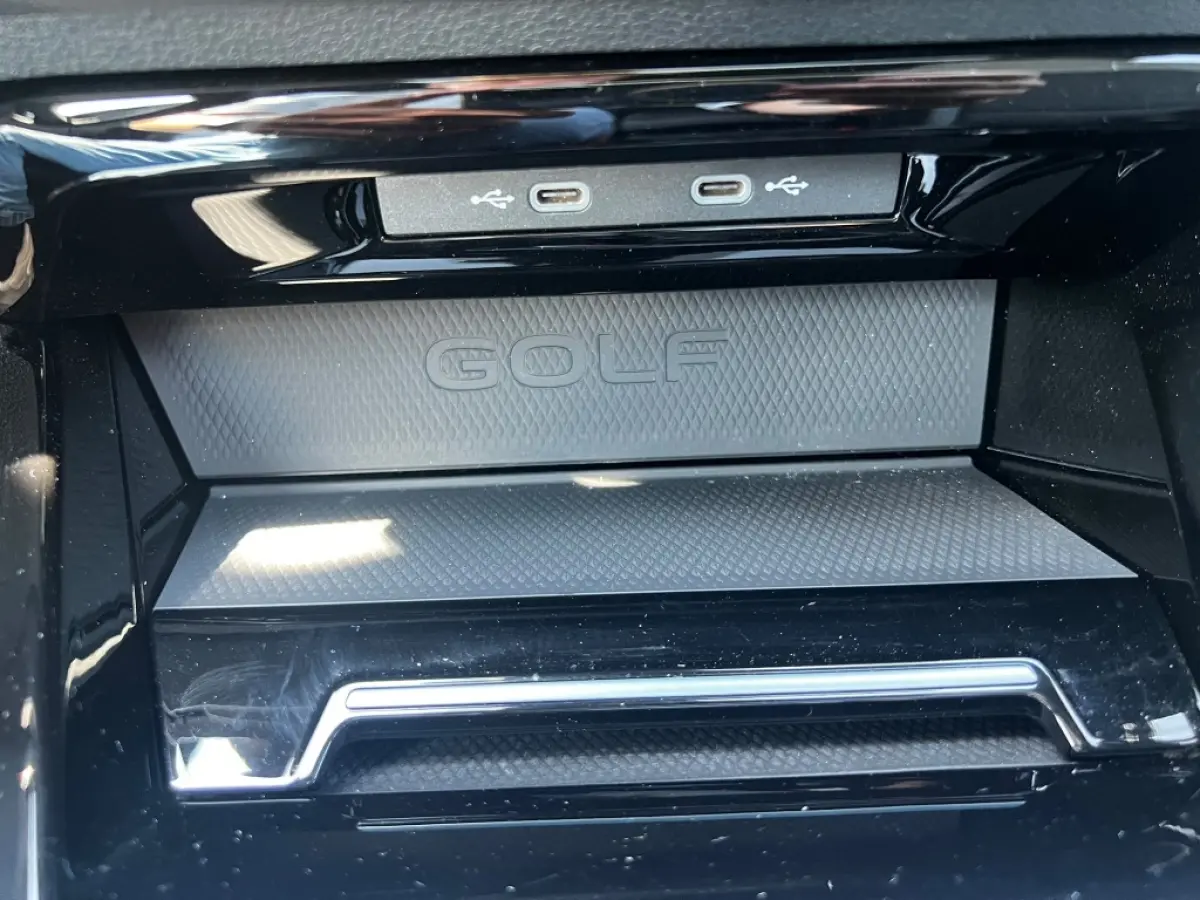 1.5 eHybrid 272pk GTE Black Style | Leer | Pano | 360 Camera