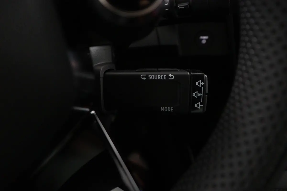 Intense+ 87 kWh | € 3.000 Korting! | 360° Camera | Adaptive Cruise Control | Climate Control | Elektrische Kofferklep | Google Navigatie | Parkeer Assistent | Stoel- en Stuurverwarming