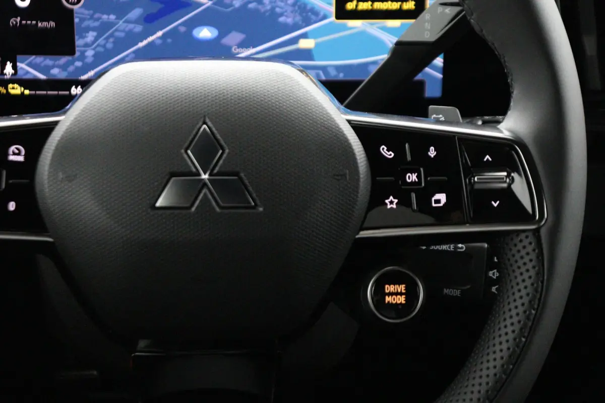 Intense+ 87 kWh | € 3.000 Korting! | 360° Camera | Adaptive Cruise Control | Climate Control | Elektrische Kofferklep | Google Navigatie | Parkeer Assistent | Stoel- en Stuurverwarming