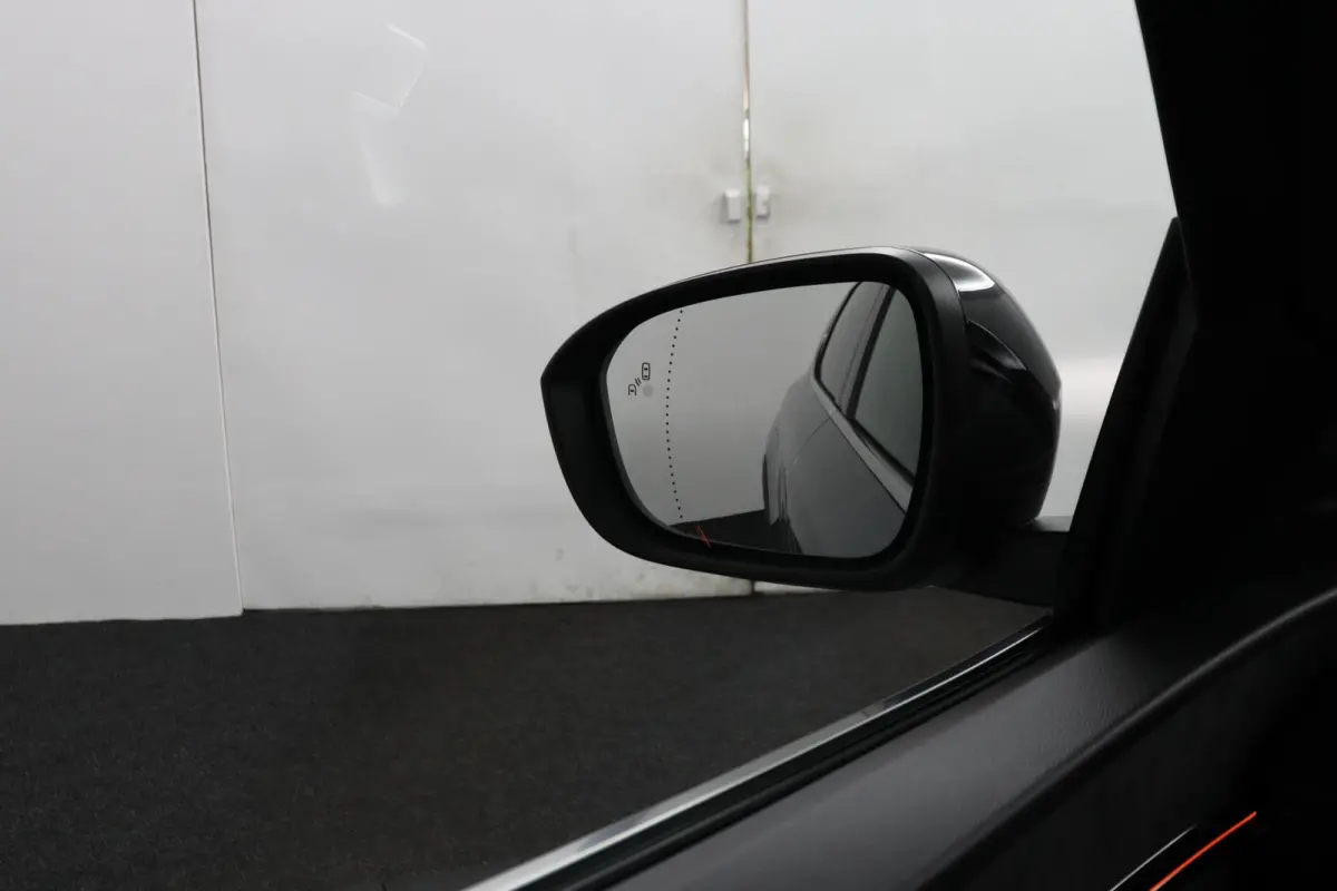Intense+ 87 kWh | € 3.000 Korting! | 360° Camera | Adaptive Cruise Control | Climate Control | Elektrische Kofferklep | Google Navigatie | Parkeer Assistent | Stoel- en Stuurverwarming