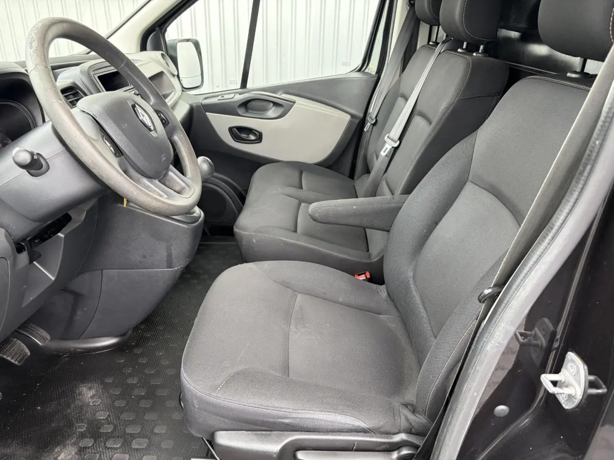 1.6 dCi T29 L2H1 Comfort*A/C*HAAK*3-P*CRUISE*TEL*