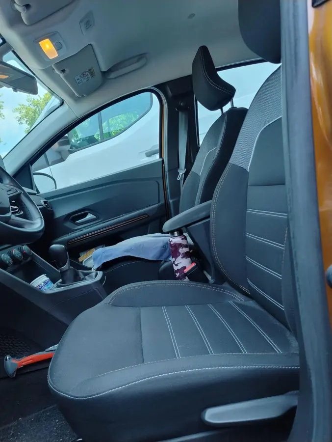 TCe 90 CVT Expression | AUTOMAAT | Trekhaak | Keyless Entry |