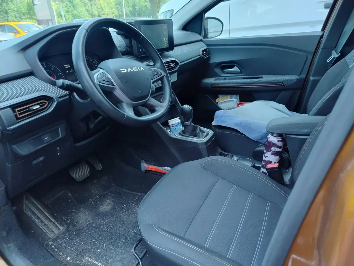TCe 90 CVT Expression | AUTOMAAT | Trekhaak | Keyless Entry |