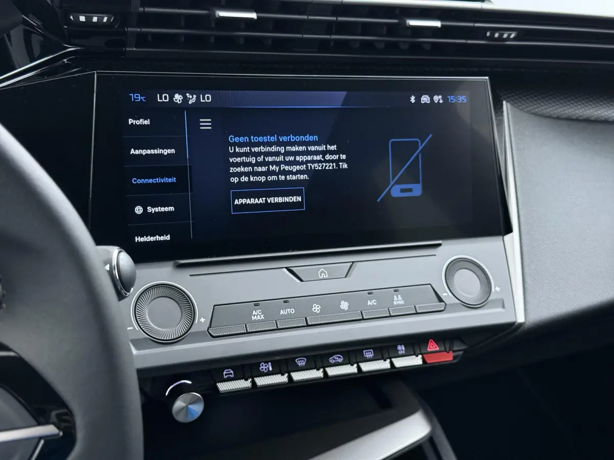 Business 145pk Hybrid Automaat | Demo | Navigatie | Camera achter | Cruise control adaptief | Lichtmatelan velgen | Automatische airco | Apple Carplay en Android auto