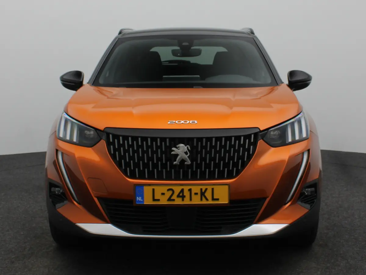 1.2 PureTech GT Camera | Trekhaak | Parkeersensoren | Cruise Control | Apple Carplay/Android Auto | 17" Lichtmetalen Velgen