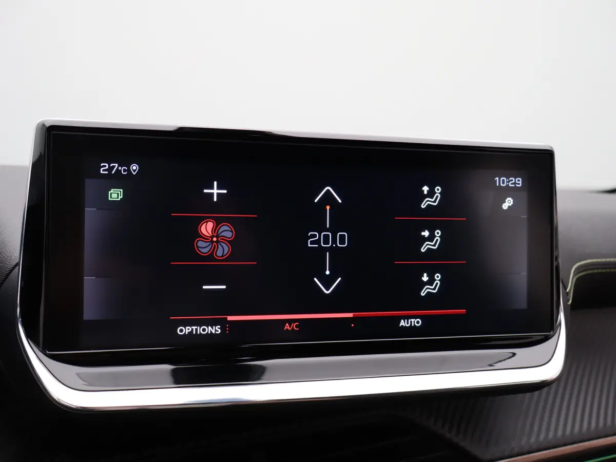 1.2 PureTech GT Camera | Trekhaak | Parkeersensoren | Cruise Control | Apple Carplay/Android Auto | 17" Lichtmetalen Velgen
