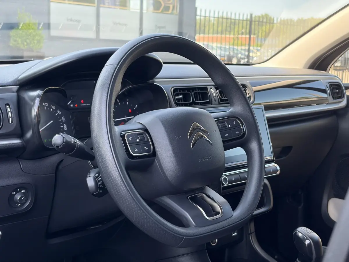1.2 PureTech S&S Feel D-riem vv in 2025,2e Eigenaar,Navi,Carplay,Clima,Cruise,Pdc,Rijstrooksensor,N.A.P,Apk tot 03-2028