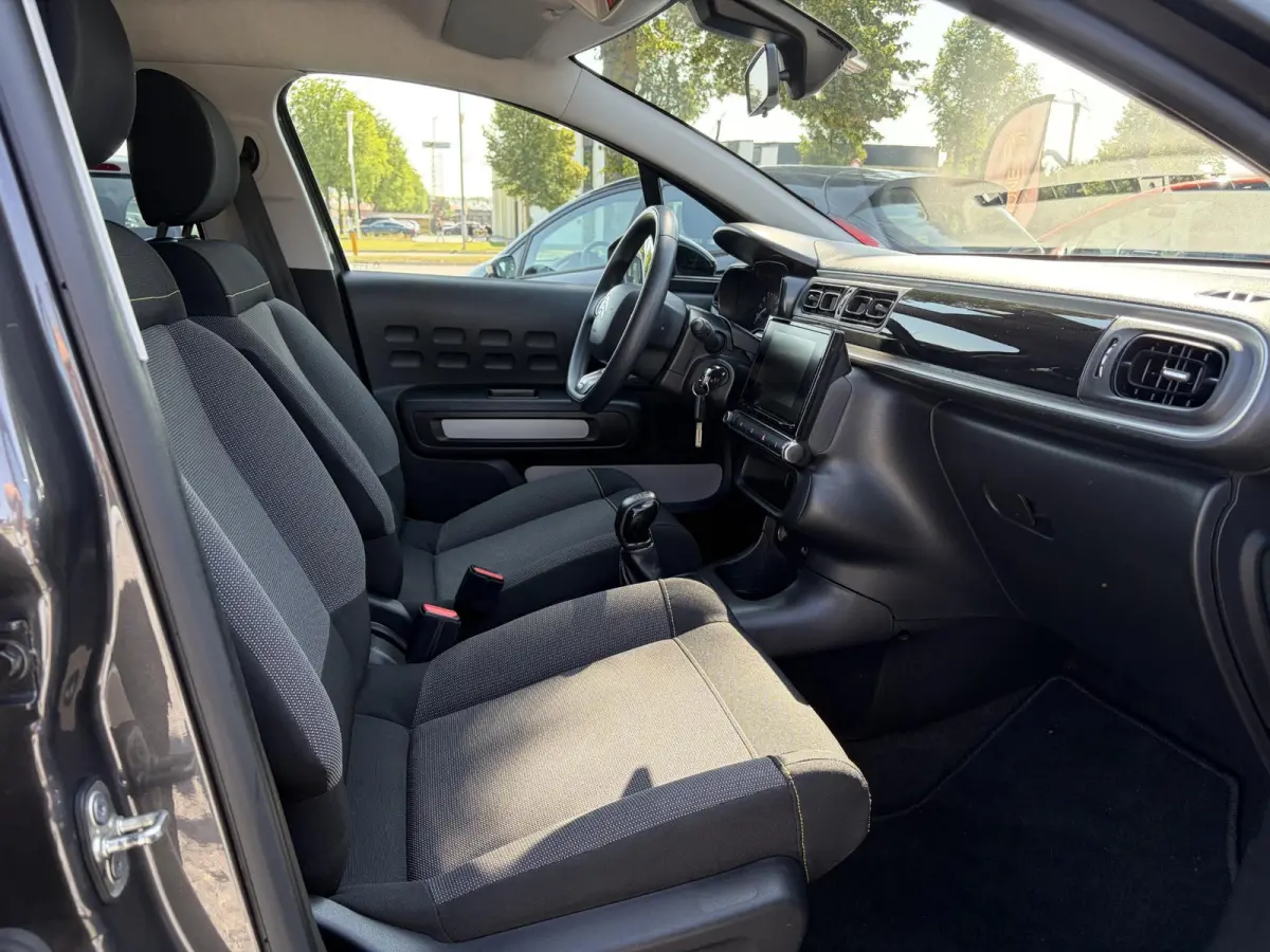 1.2 PureTech S&S Feel D-riem vv in 2025,2e Eigenaar,Navi,Carplay,Clima,Cruise,Pdc,Rijstrooksensor,N.A.P,Apk tot 03-2028