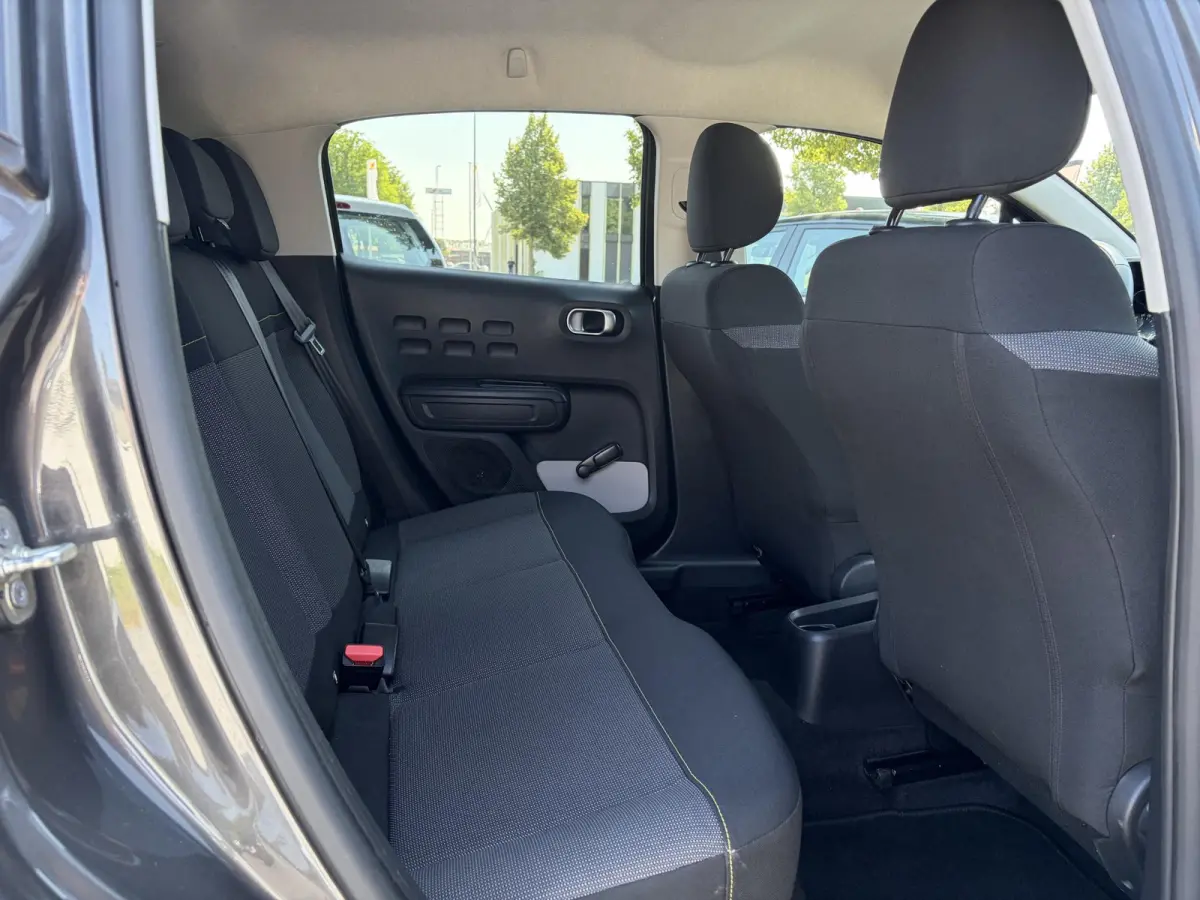 1.2 PureTech S&S Feel D-riem vv in 2025,2e Eigenaar,Navi,Carplay,Clima,Cruise,Pdc,Rijstrooksensor,N.A.P,Apk tot 03-2028