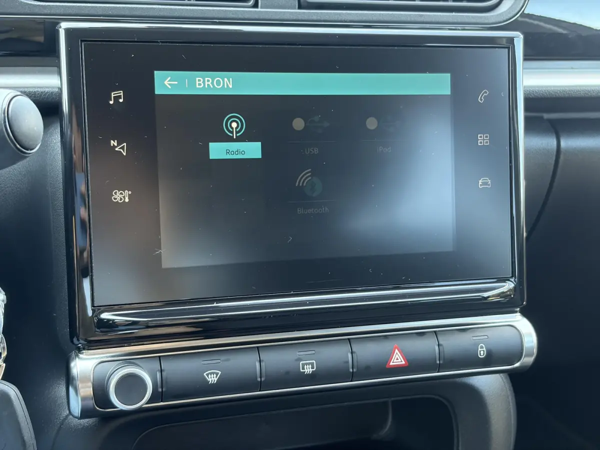 1.2 PureTech S&S Feel D-riem vv in 2025,2e Eigenaar,Navi,Carplay,Clima,Cruise,Pdc,Rijstrooksensor,N.A.P,Apk tot 03-2028