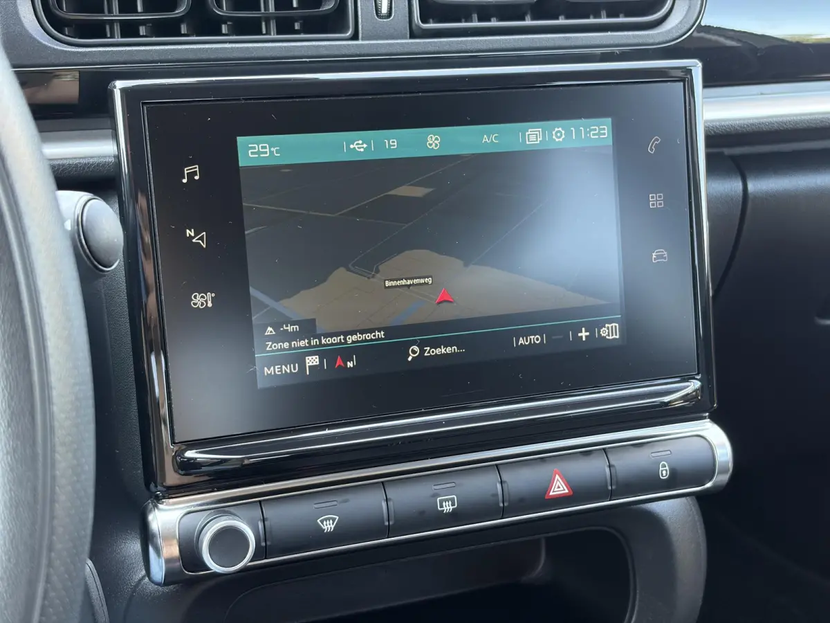 1.2 PureTech S&S Feel D-riem vv in 2025,2e Eigenaar,Navi,Carplay,Clima,Cruise,Pdc,Rijstrooksensor,N.A.P,Apk tot 03-2028