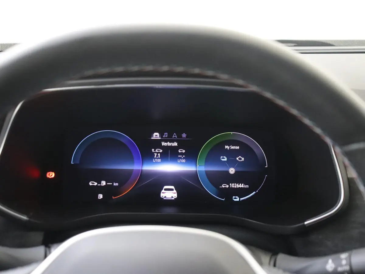 1.6 E-Tech full hybrid 145 esprit Alpine | PANORAMADAK | 360 CAMERA | LEDER | STOELVERWARMING | TREKHAAK | CRUISE CONTROL | CLIMATE CONTROL | LED VERLICHTING | LICHTMETALEN VELGEN |