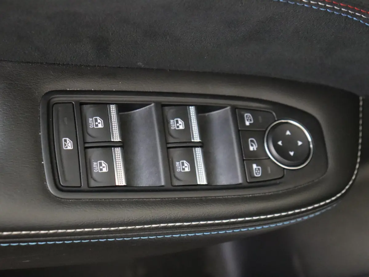 1.6 E-Tech full hybrid 145 esprit Alpine | PANORAMADAK | 360 CAMERA | LEDER | STOELVERWARMING | TREKHAAK | CRUISE CONTROL | CLIMATE CONTROL | LED VERLICHTING | LICHTMETALEN VELGEN |