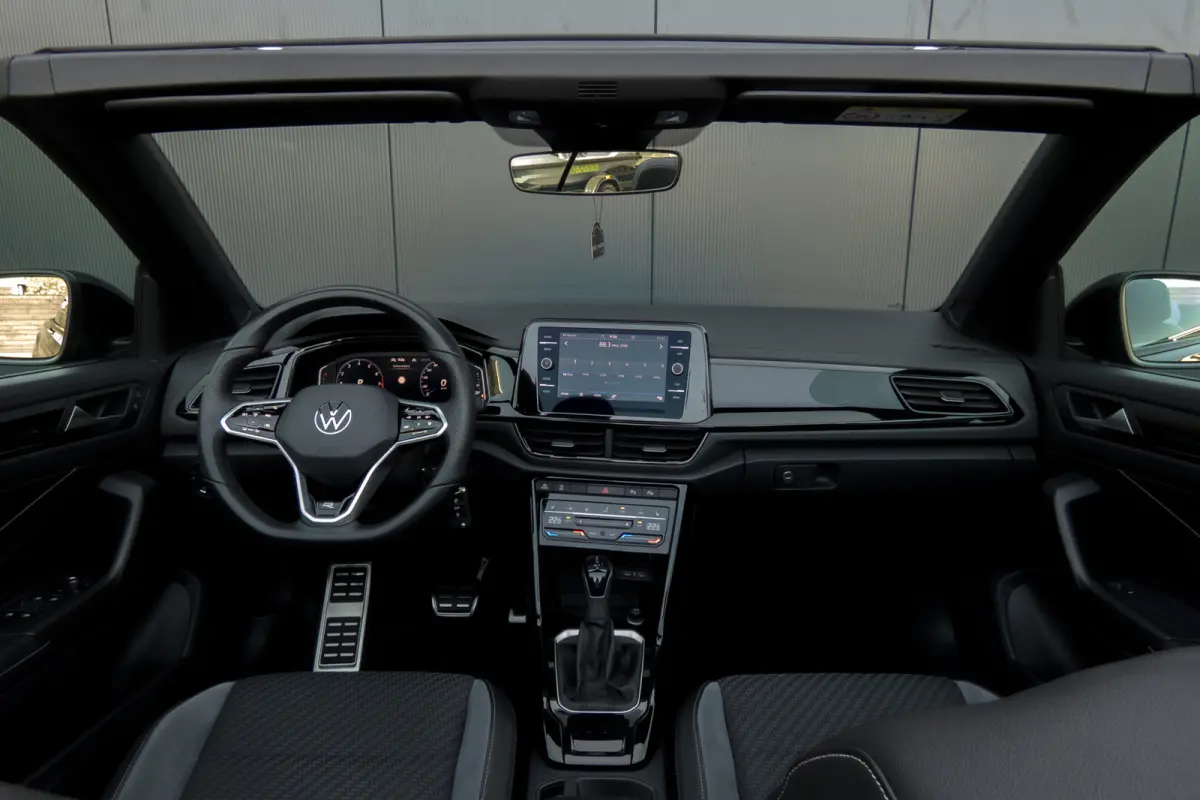 1.5 TSI R-Line | ACC | Stoel & Stuurverwarming | Apple Carplay | Black Style