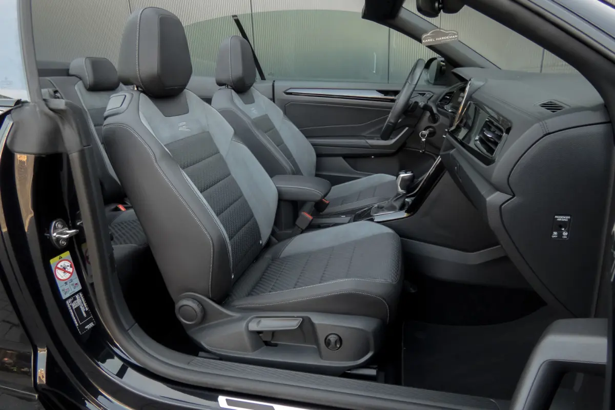 1.5 TSI R-Line | ACC | Stoel & Stuurverwarming | Apple Carplay | Black Style