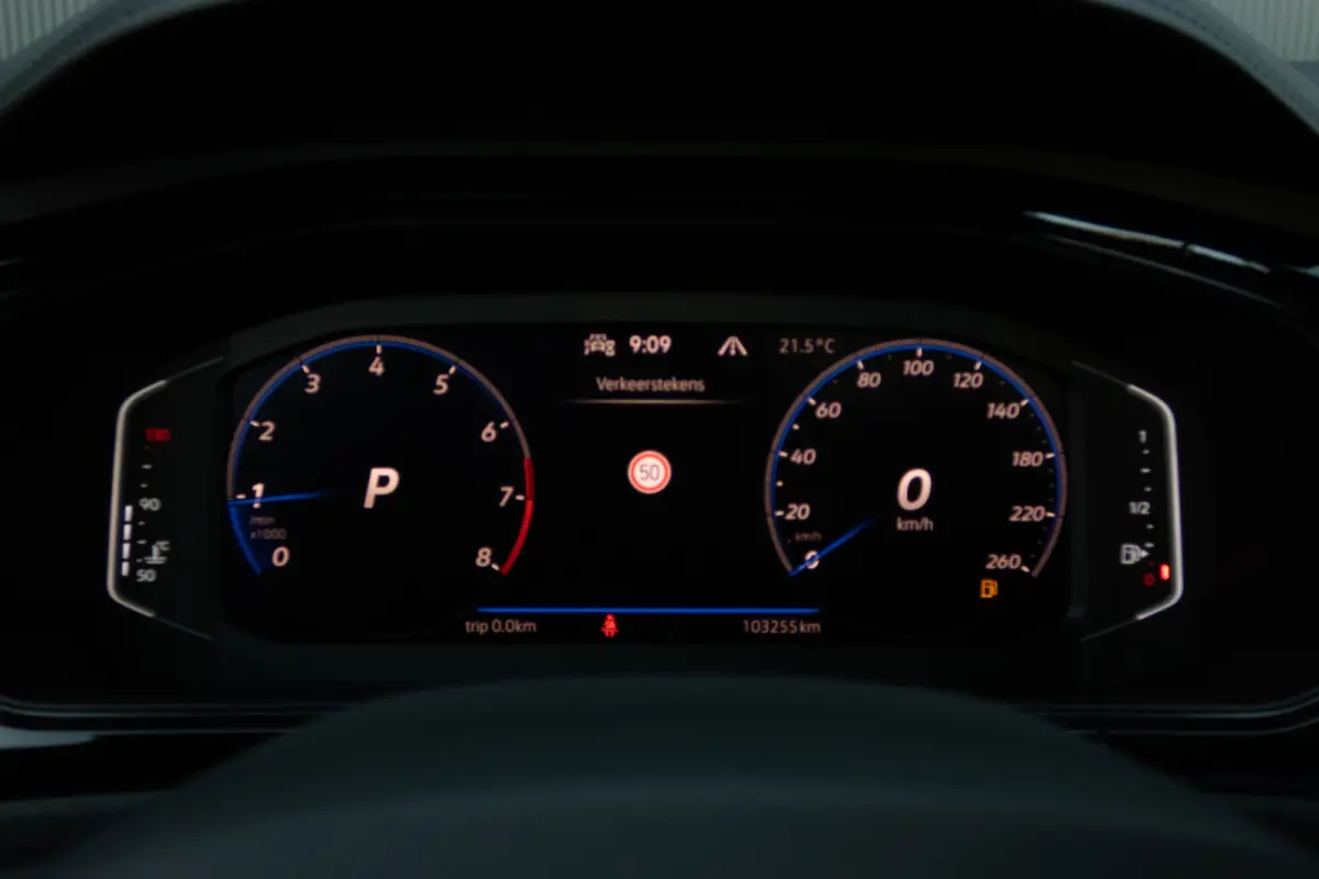 1.5 TSI R-Line | ACC | Stoel & Stuurverwarming | Apple Carplay | Black Style