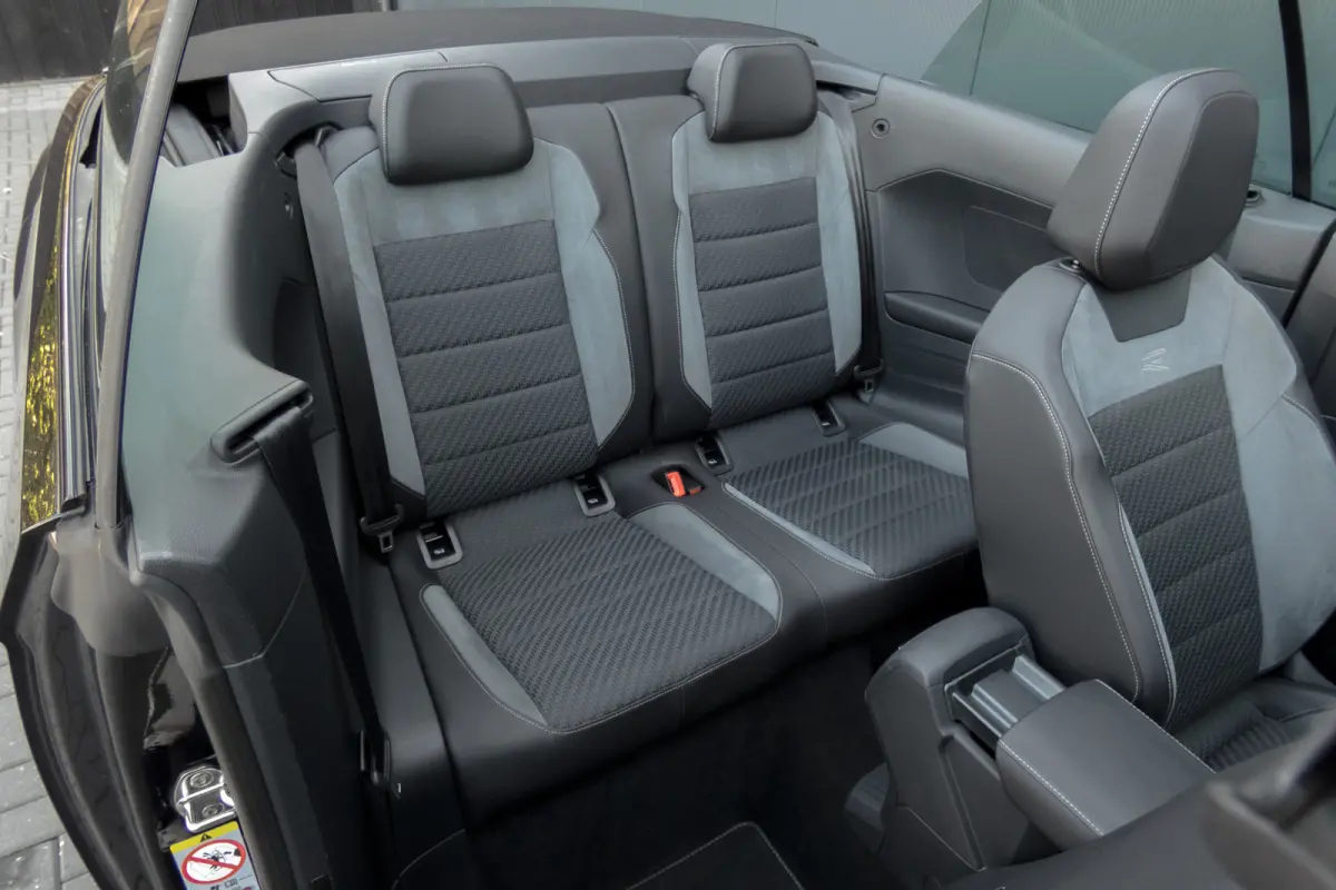 1.5 TSI R-Line | ACC | Stoel & Stuurverwarming | Apple Carplay | Black Style