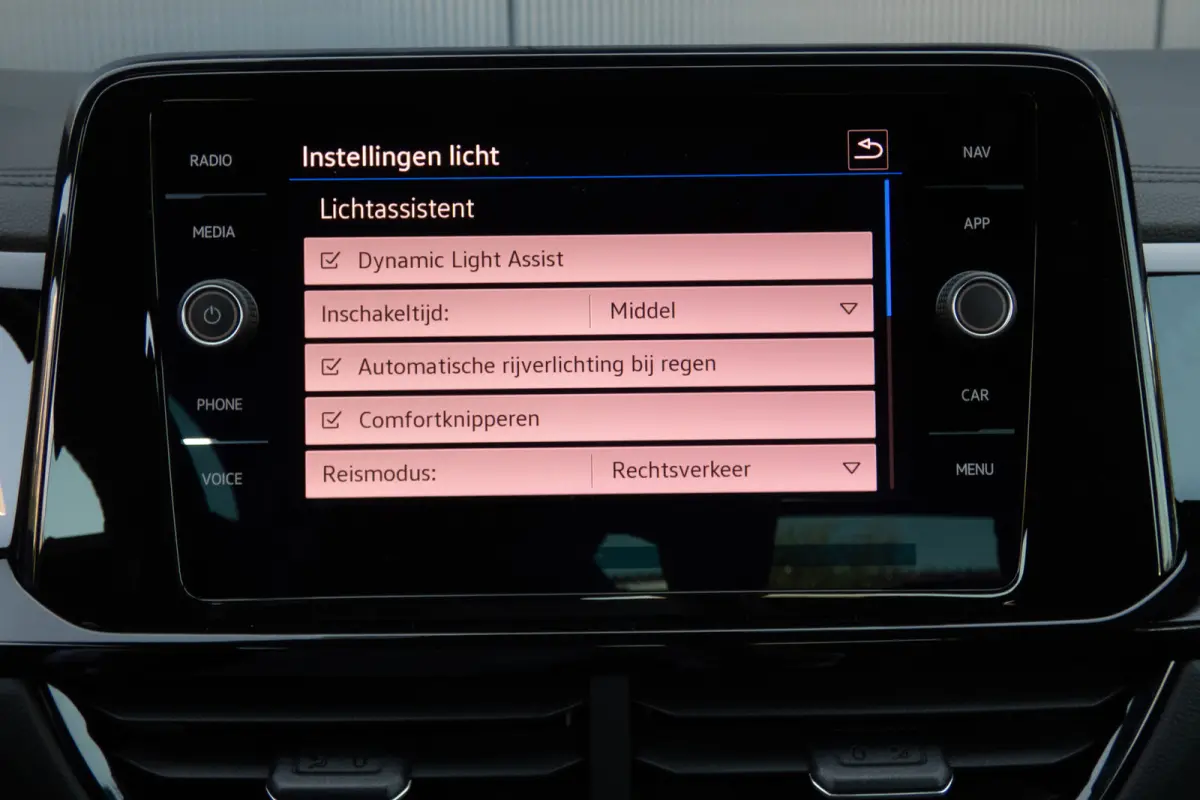 1.5 TSI R-Line | ACC | Stoel & Stuurverwarming | Apple Carplay | Black Style