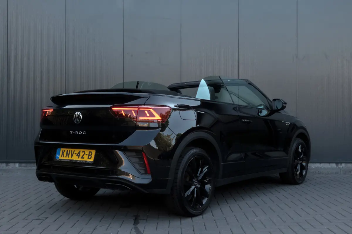1.5 TSI R-Line | ACC | Stoel & Stuurverwarming | Apple Carplay | Black Style