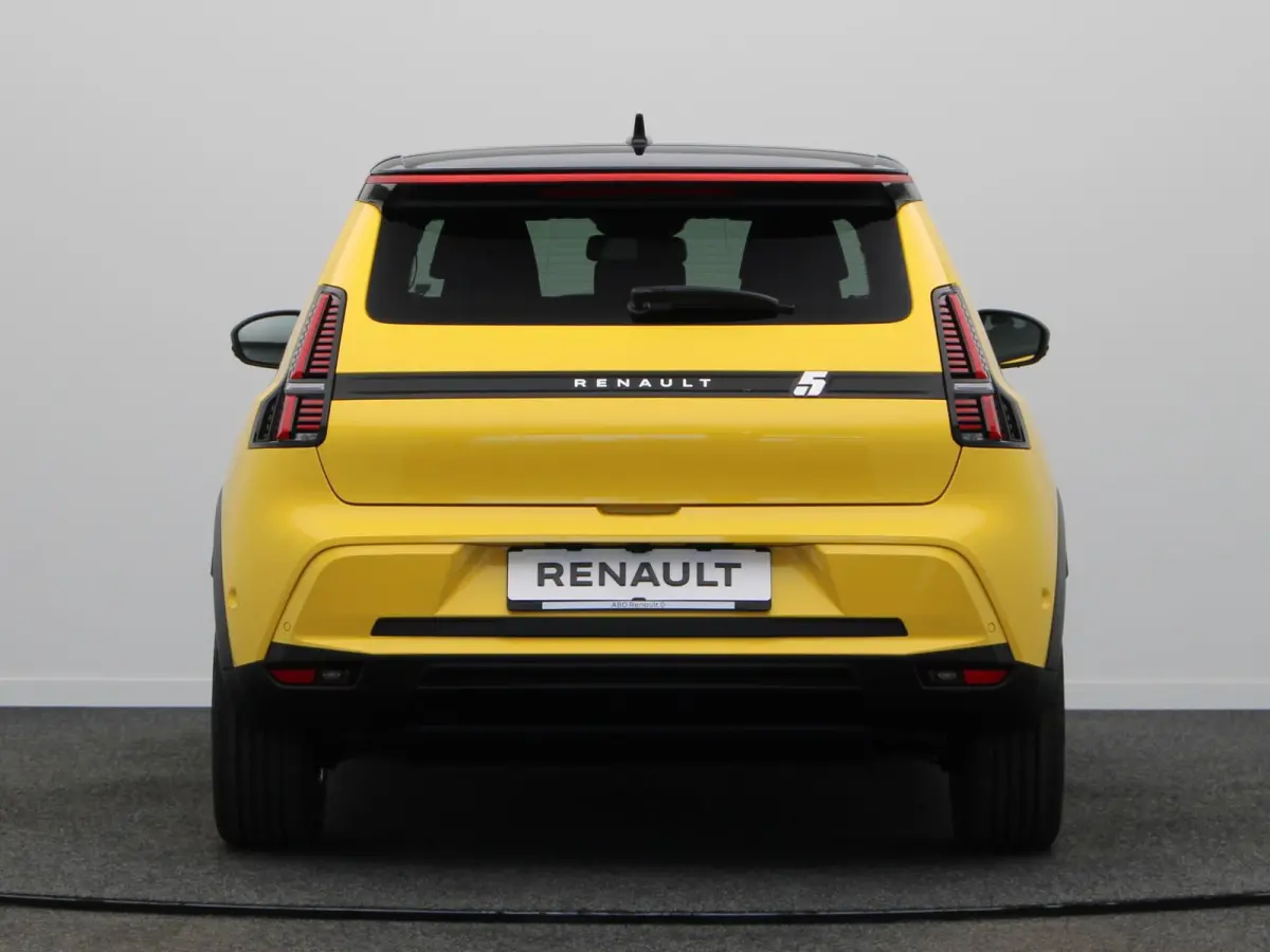 comfort range techno 52 kWh | Vijf jaar garantie | Stoel- en stuurwielverwarming | Blind spot warning | Easy park assist |