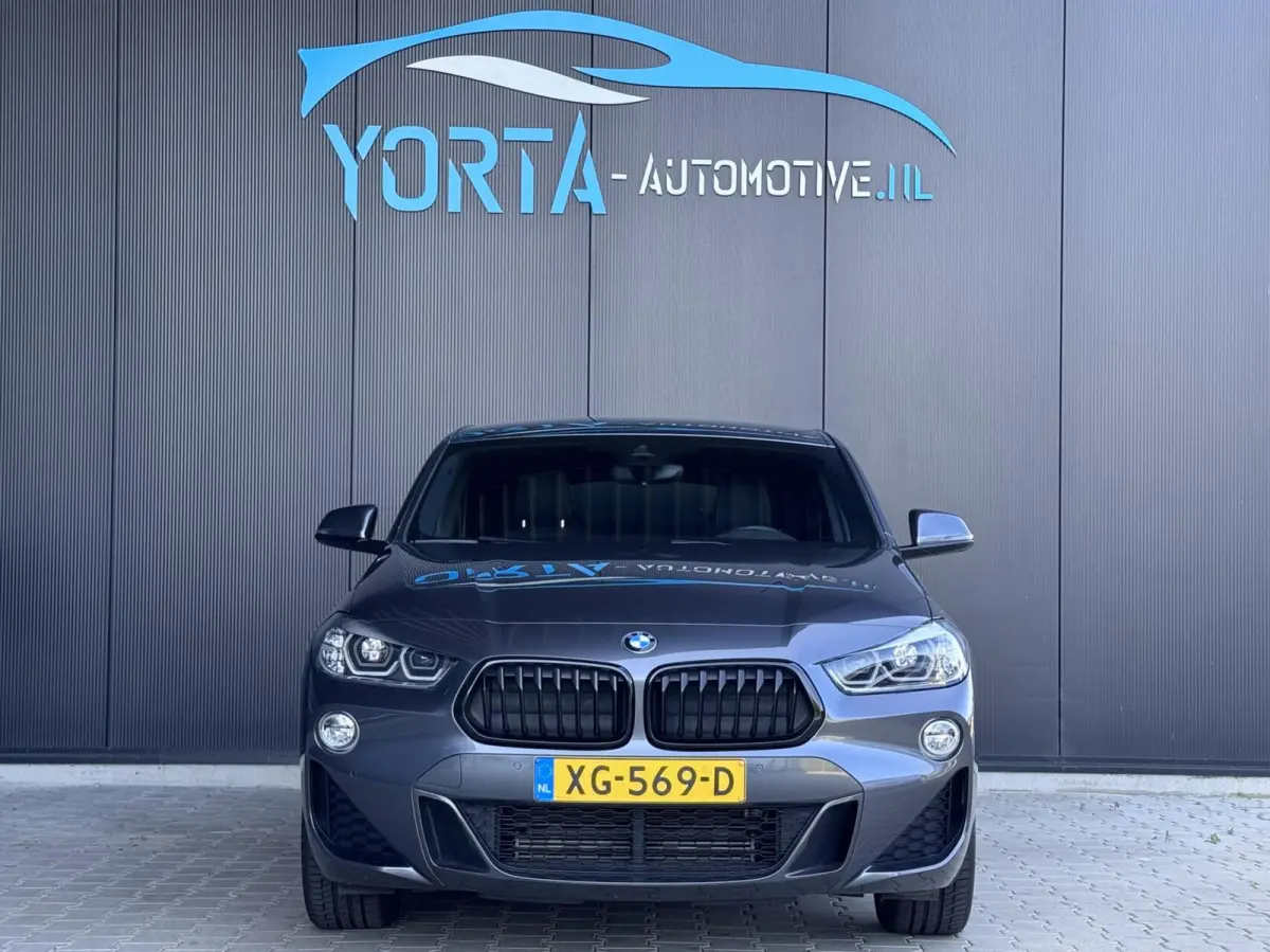 sDrive20i High Executive M Sport NL AUTO|LEDER|HEAD UP