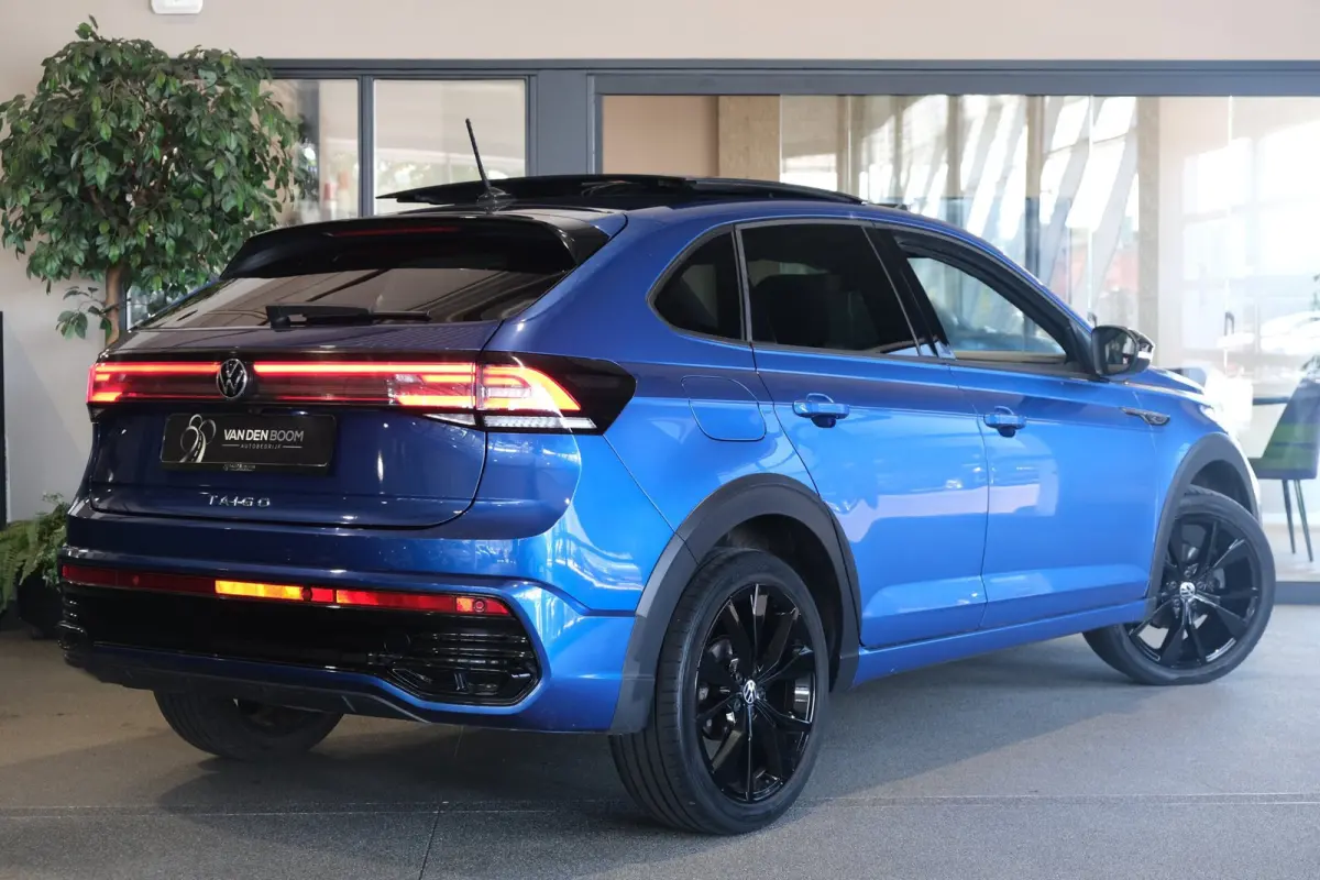 1.0 TSI 2x R-Line DSG Pano IQ Led Black Style Cam Virtual Kessy Navi ACC