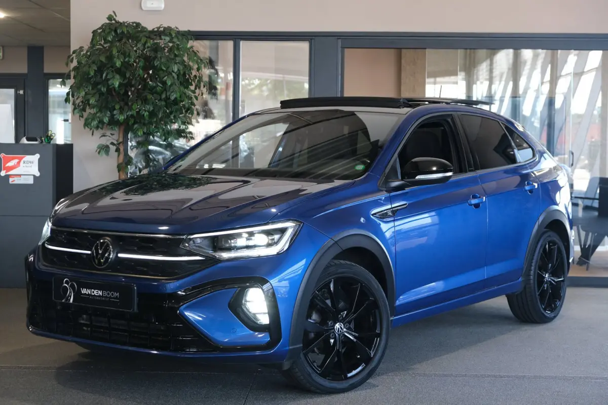 1.0 TSI 2x R-Line DSG Pano IQ Led Black Style Cam Virtual Kessy Navi ACC