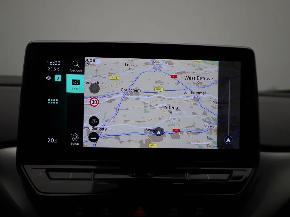 Pro 77 kWh 204 PK| Dealeronderhouden | Navigatie Pro | Voorruit Draadloos Verwarmbaar | Parkeersensoren | Adaptieve Cruise Control