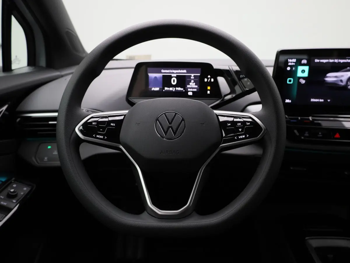 Pro 77 kWh 204 PK| Dealeronderhouden | Navigatie Pro | Voorruit Draadloos Verwarmbaar | Parkeersensoren | Adaptieve Cruise Control