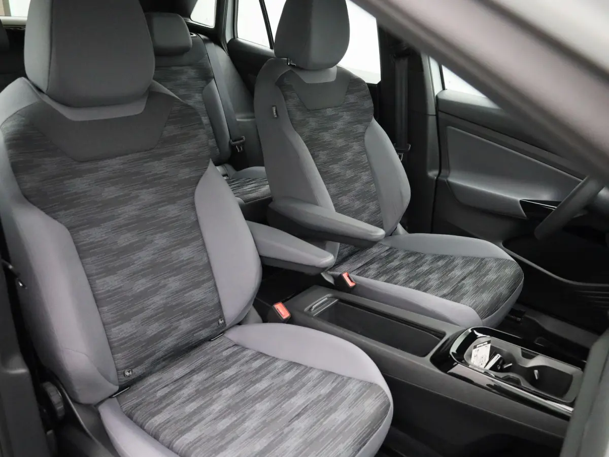 Pro 77 kWh 204 PK| Dealeronderhouden | Navigatie Pro | Voorruit Draadloos Verwarmbaar | Parkeersensoren | Adaptieve Cruise Control