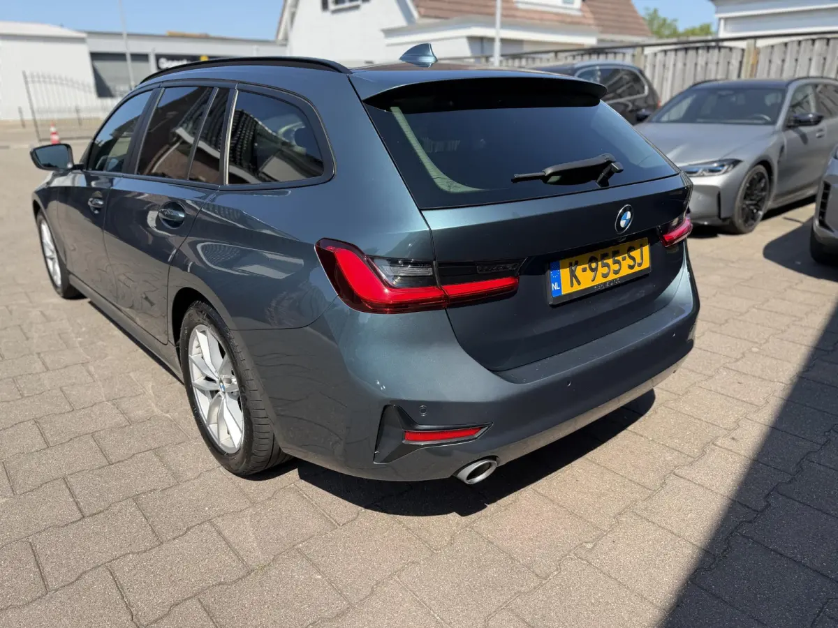 318i Panodak|AfnTrekhaak|HiFi|Camera BMW 3-serie Touring 318i High Executive