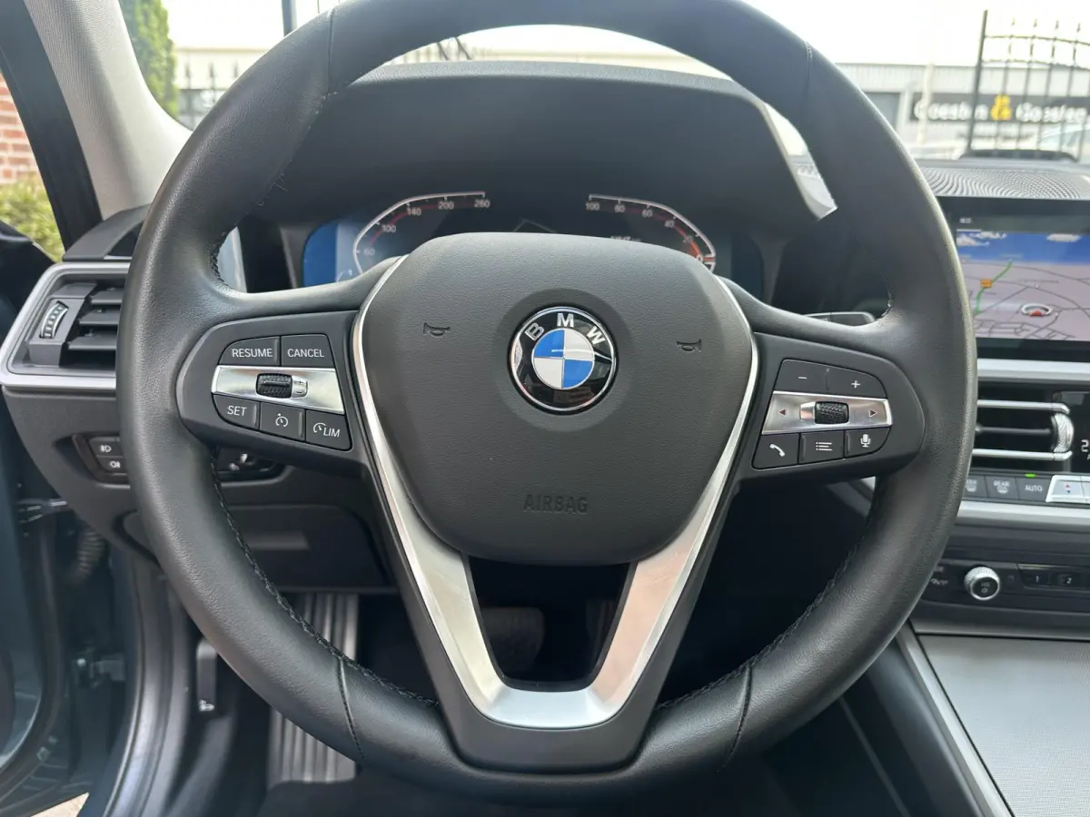 318i Panodak|AfnTrekhaak|HiFi|Camera BMW 3-serie Touring 318i High Executive