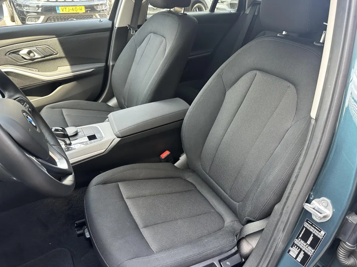 318i Panodak|AfnTrekhaak|HiFi|Camera BMW 3-serie Touring 318i High Executive