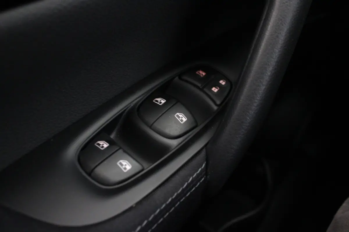 1.3 DIG-T Design Edition