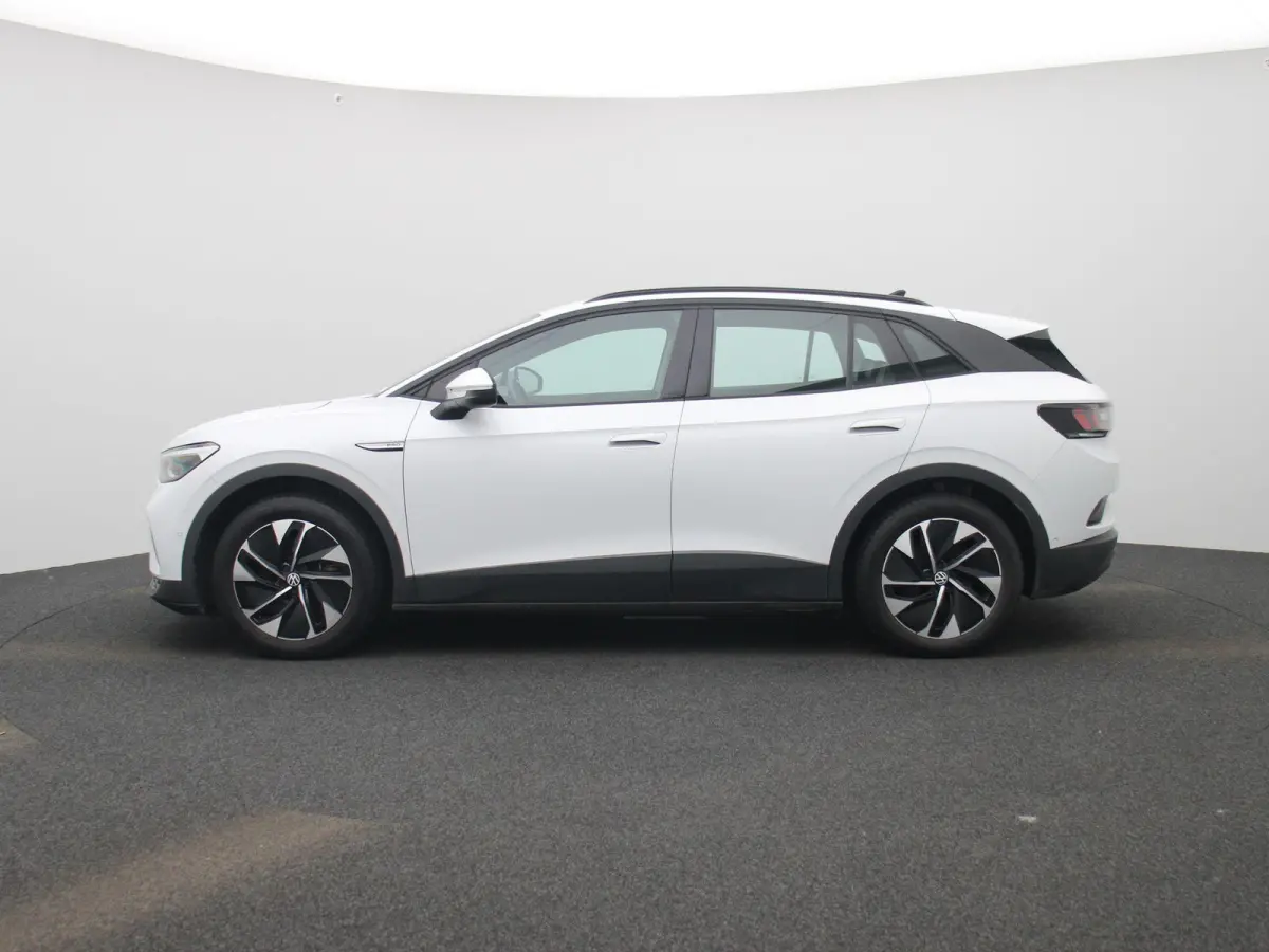 Pro 77 kWh 204 PK| Dealeronderhouden | Navigatie | Stoelverwarming | Stuurwielverwarming | Achteruitrijcamera | Parkeersensoren | Keyless Access