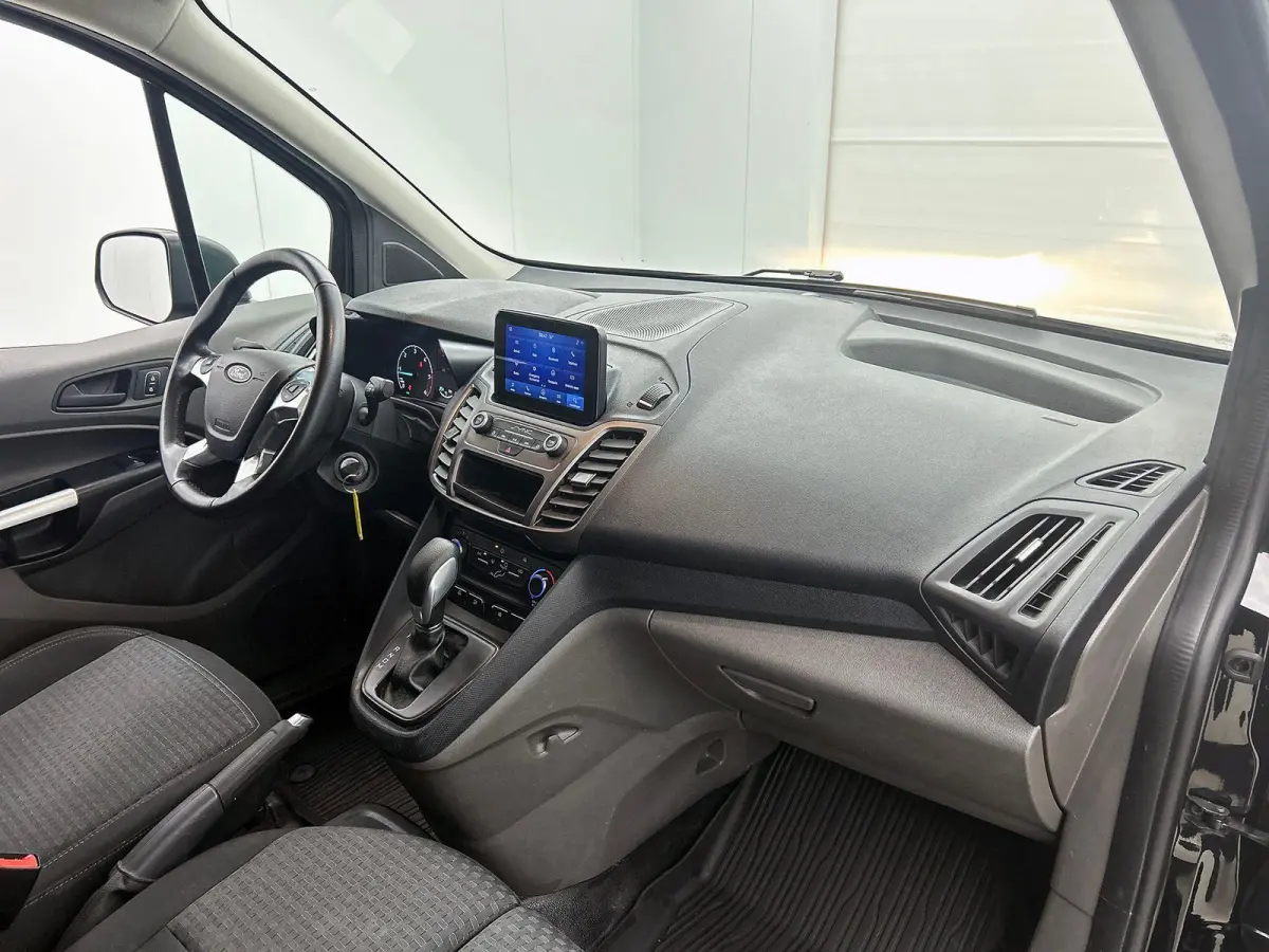 100pk L2 Trend Automaat Trekhaak Airco Navi Cruise