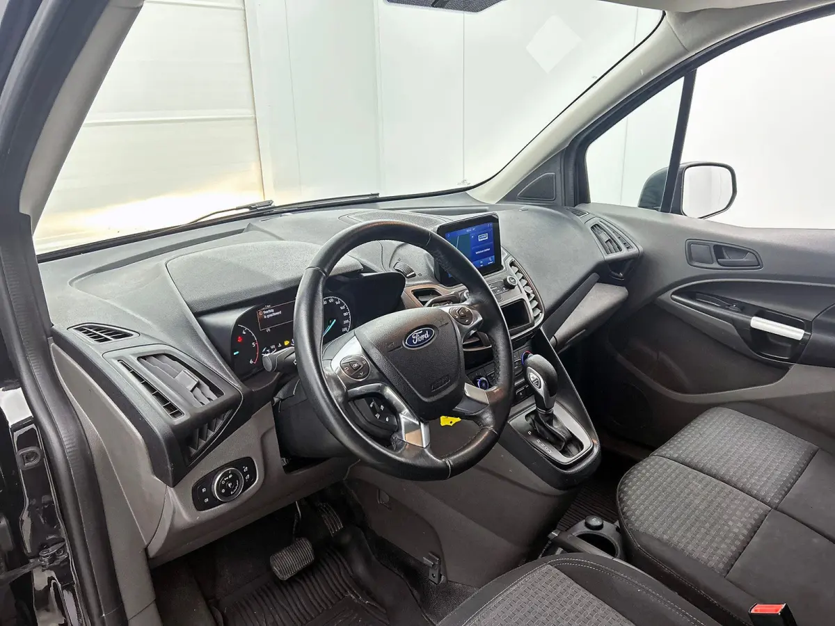 100pk L2 Trend Automaat Trekhaak Airco Navi Cruise